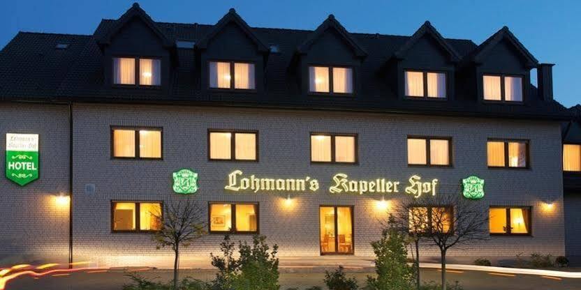 Отель Lohmann'S Kapeller Hof Лангенфельд Экстерьер фото